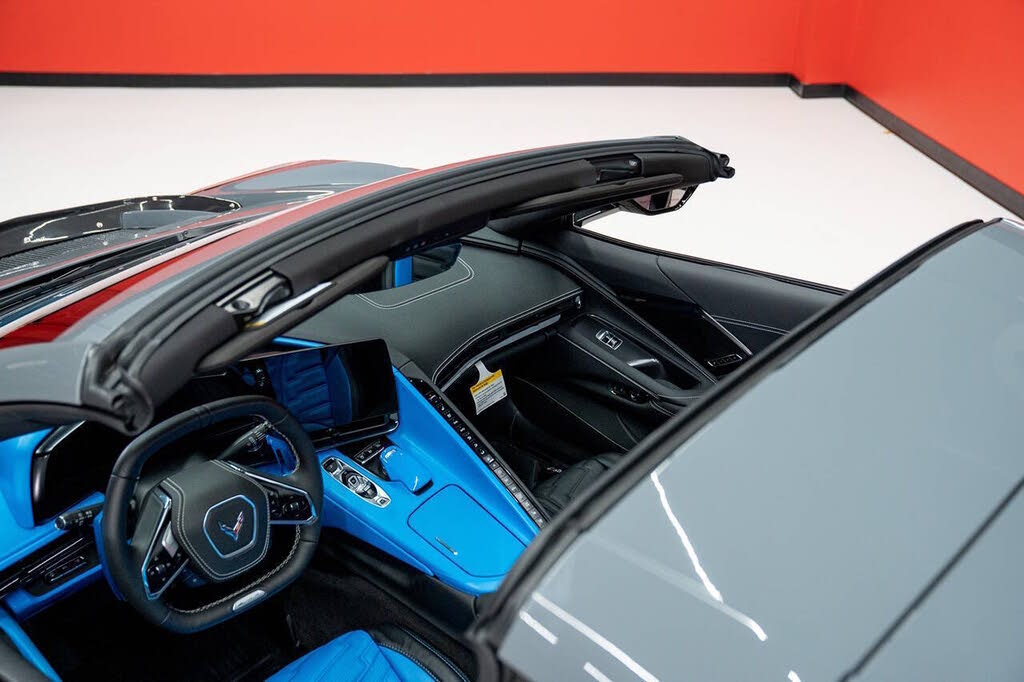2025 Chevrolet Corvette Z06 2LZ Coupe RWD photo 12