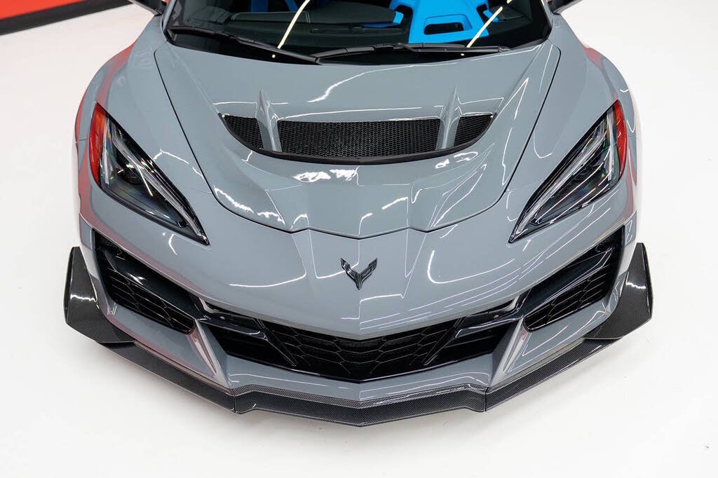 2025 Chevrolet Corvette Z06 2LZ Coupe RWD photo 4
