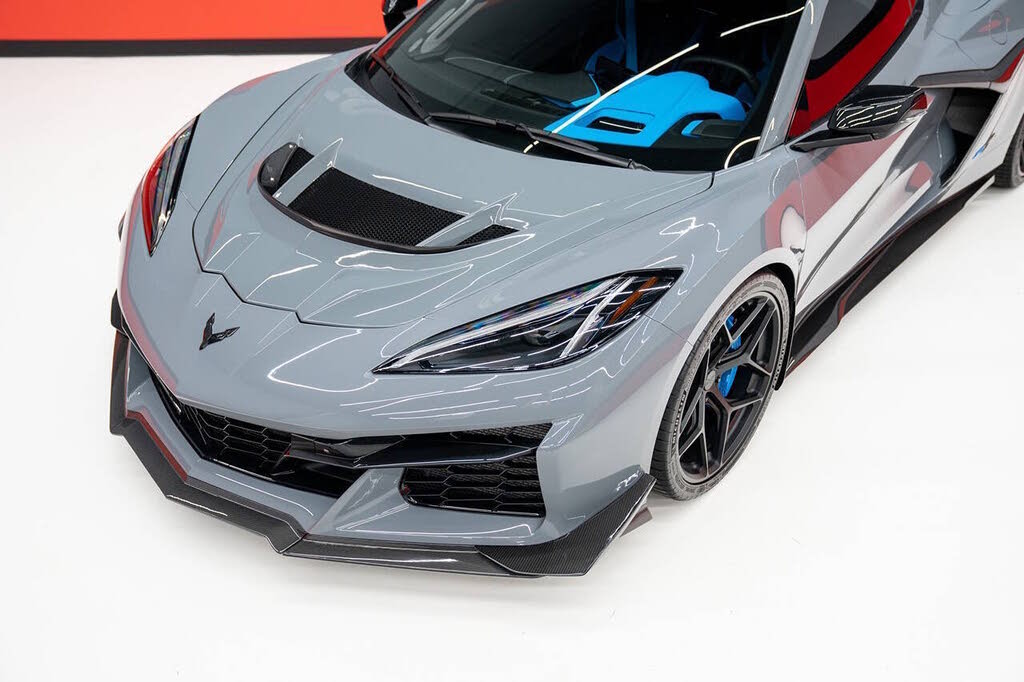 2025 Chevrolet Corvette Z06 2LZ Coupe RWD photo 5