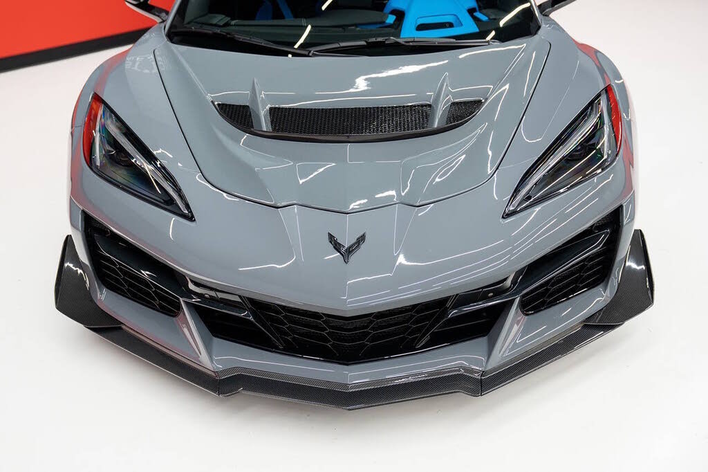 2025 Chevrolet Corvette Z06 2LZ Coupe RWD photo 7