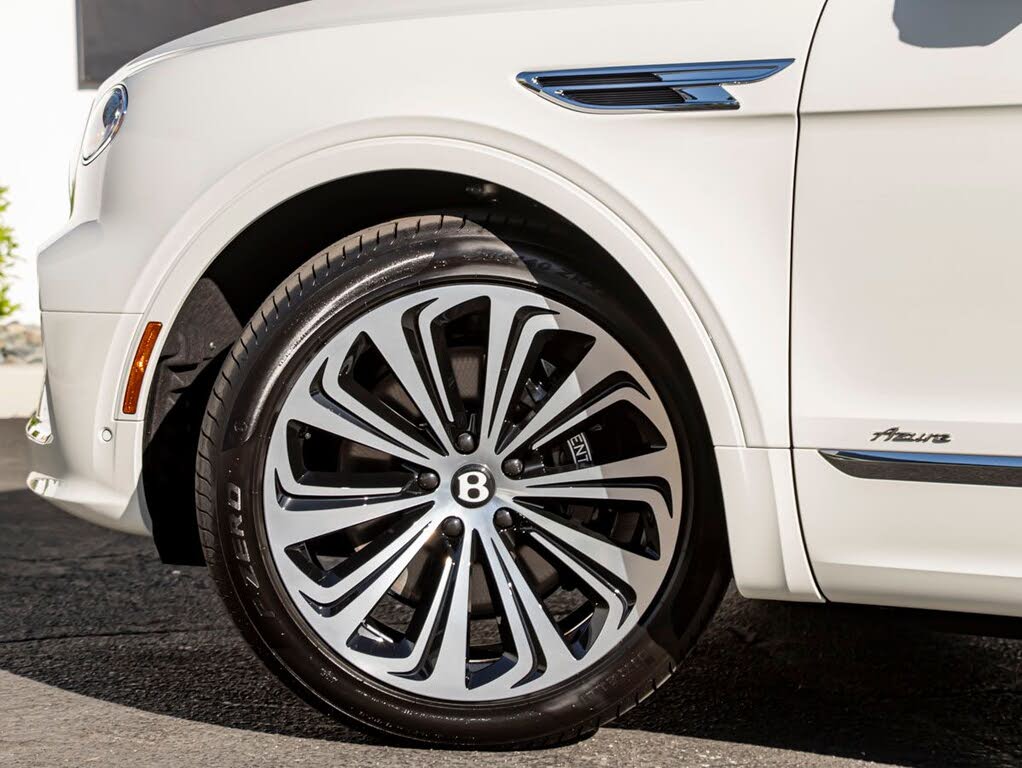 2027 Bentley Bentayga Azure V8 AWD photo 14