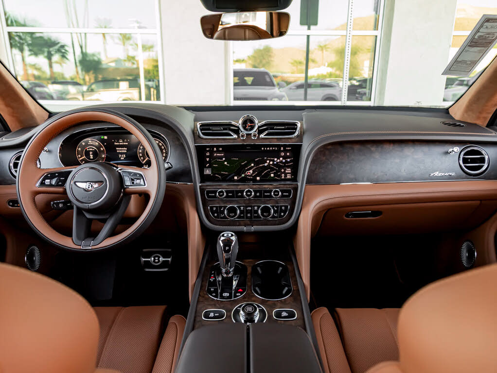 2027 Bentley Bentayga Azure V8 AWD photo 24