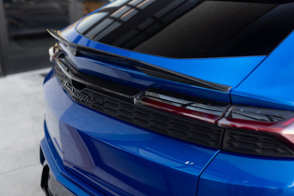2026 Lamborghini Urus SE AWD photo 19