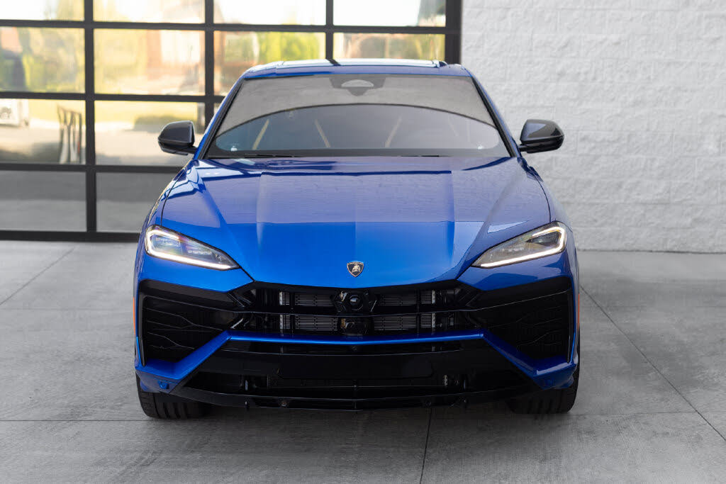 2026 Lamborghini Urus SE AWD photo 10