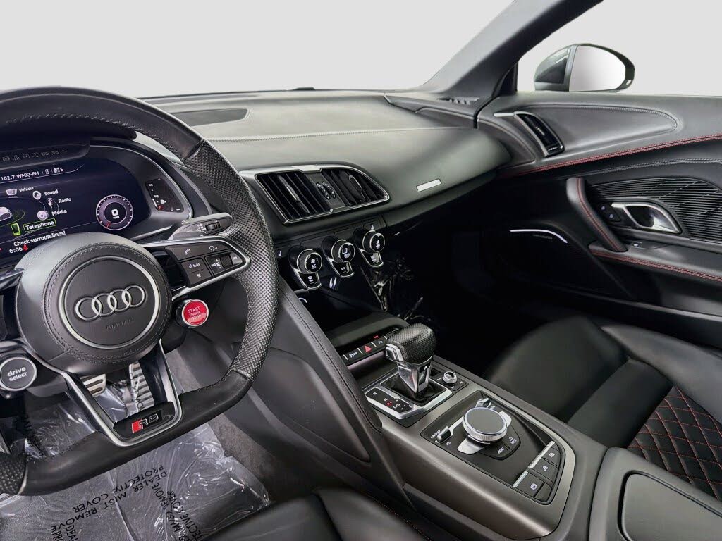 2023 Audi R8 V10 Performance Spyder RWD photo 21 of 24