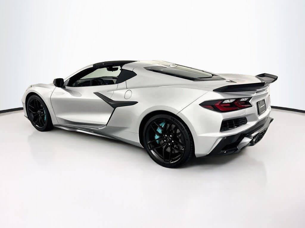 2026 Chevrolet Corvette Z06 1LZ Coupe RWD photo 7