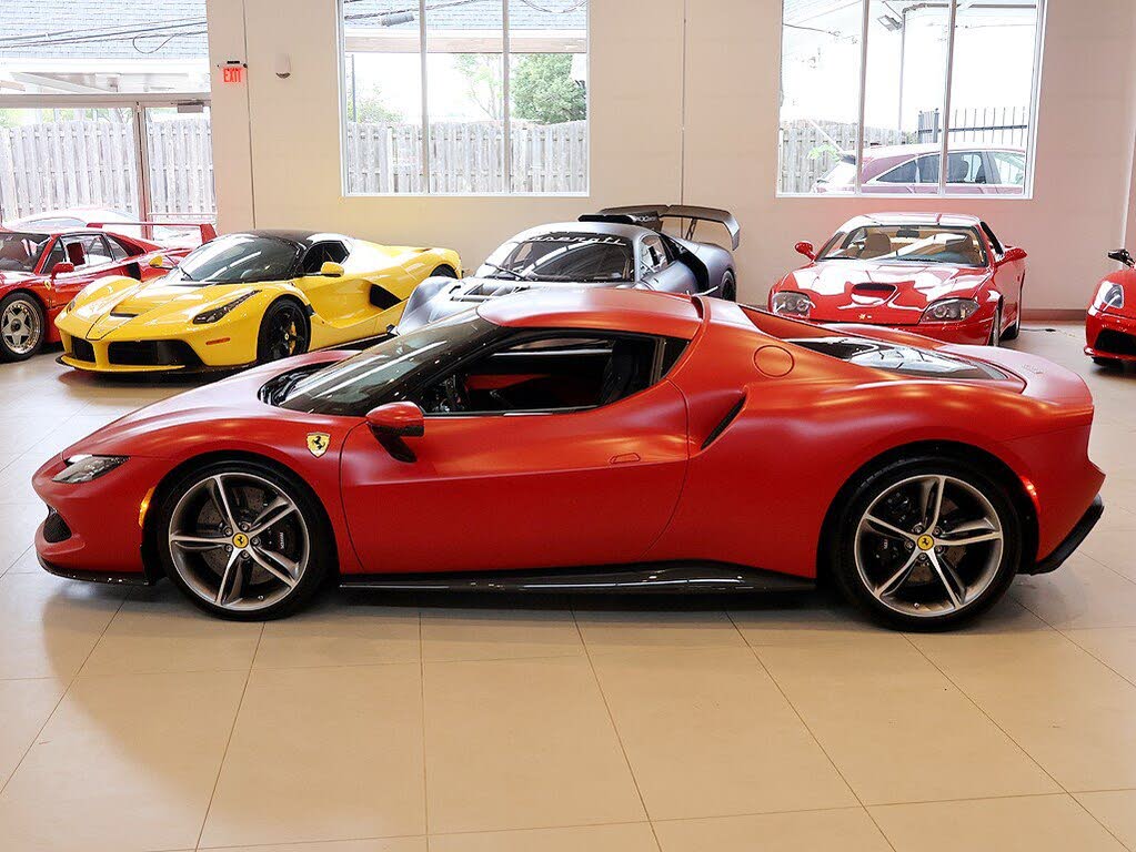 2022 Ferrari 296 GTB RWD photo 3 of 24