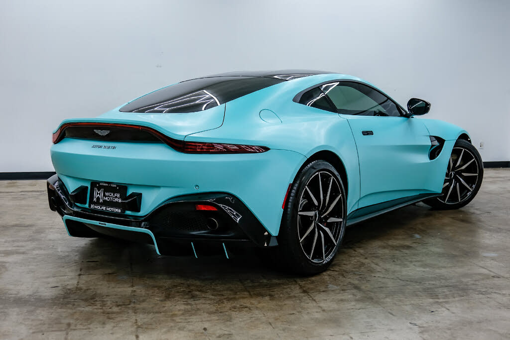 2019 Aston Martin Vantage RWD photo 5