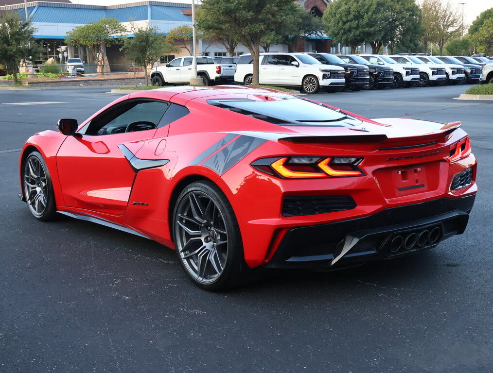 2023 Chevrolet Corvette Z06 3LZ Coupe RWD photo 7