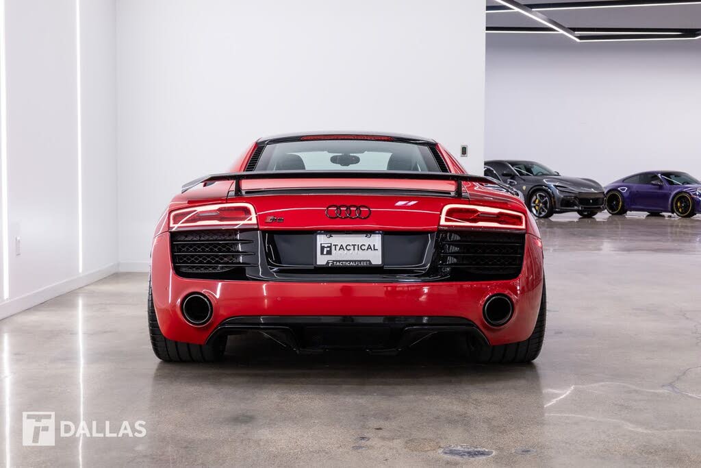 2014 Audi R8 quattro V10 Coupe AWD photo 14 of 24