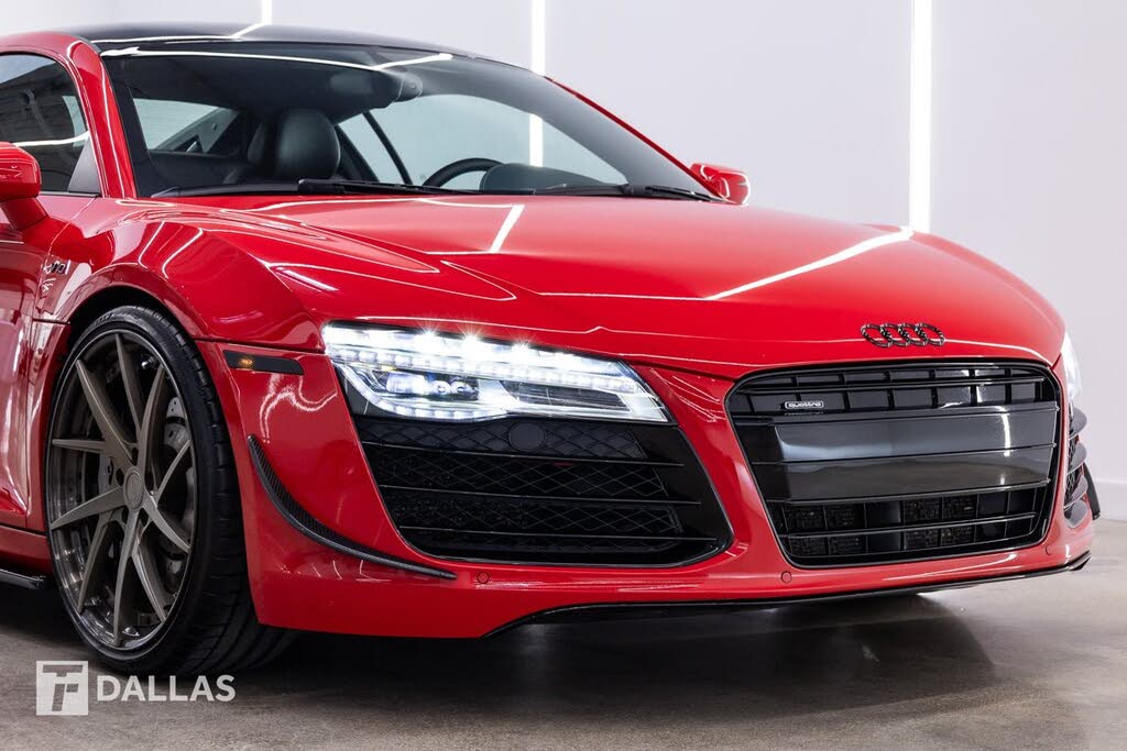 2014 Audi R8 quattro V10 Coupe AWD photo 20 of 24
