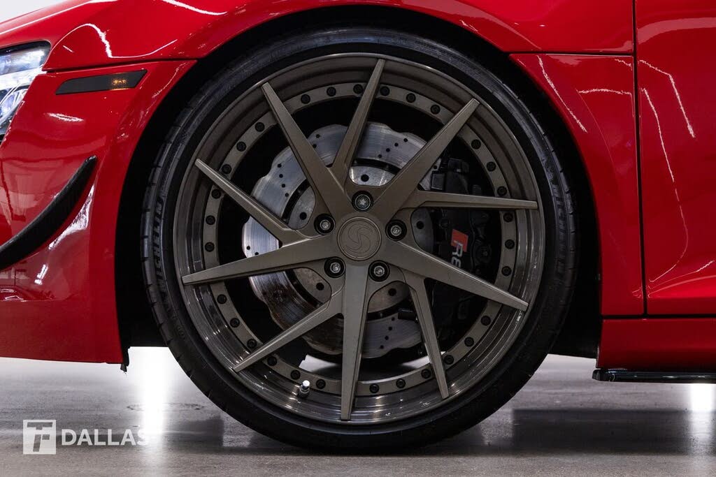 2014 Audi R8 quattro V10 Coupe AWD photo 5 of 24