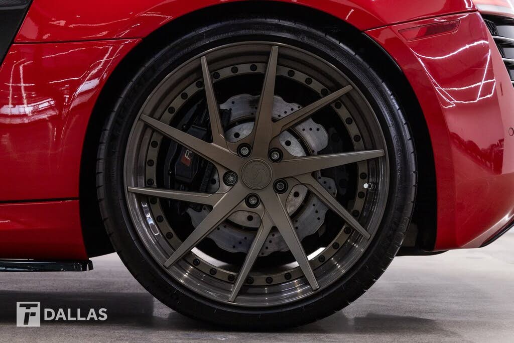 2014 Audi R8 quattro V10 Coupe AWD photo 6 of 24