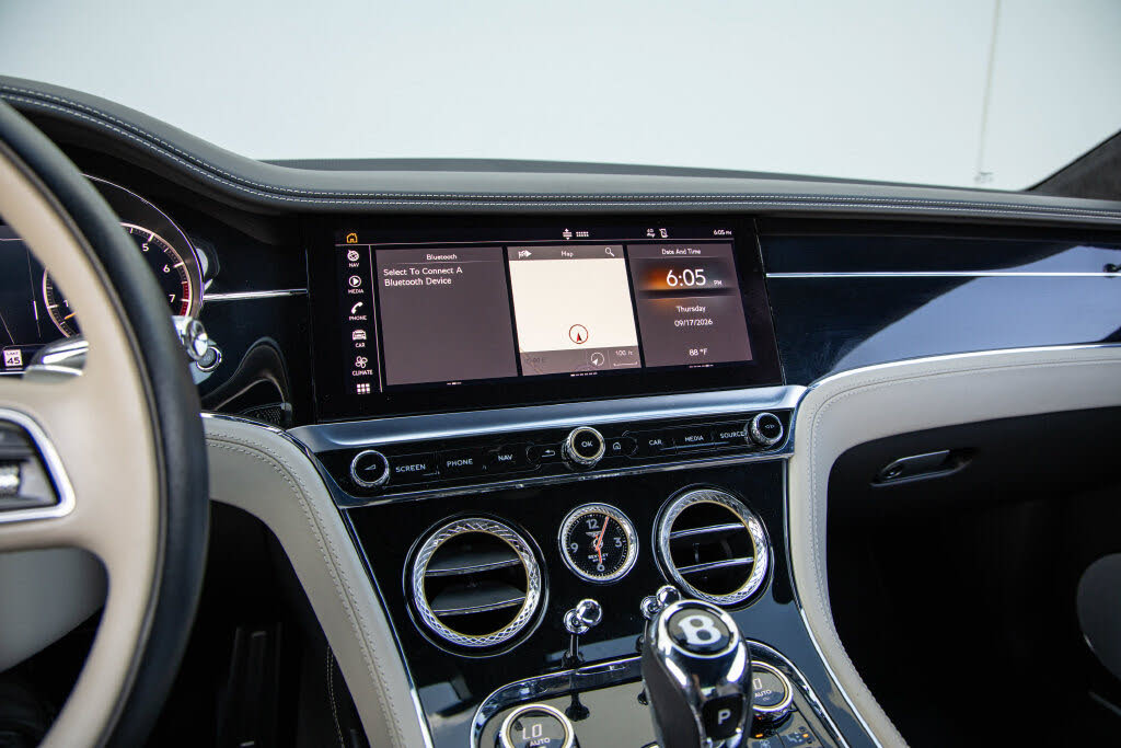 2022 Bentley Continental GT V8 AWD photo 18