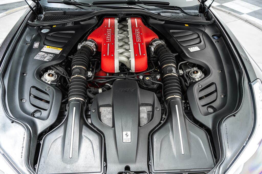 2019 Ferrari GTC4Lusso AWD photo 12