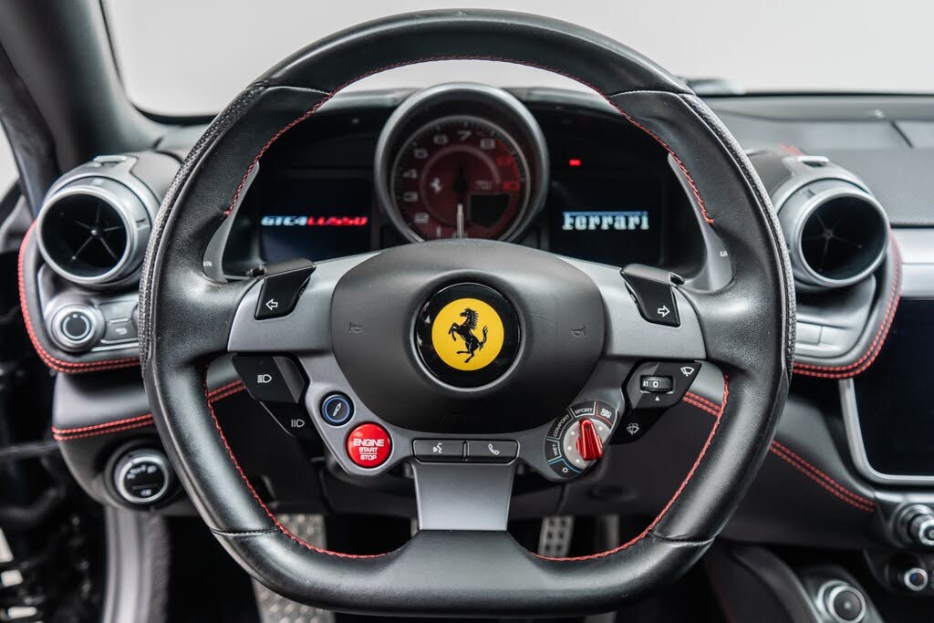 2019 Ferrari GTC4Lusso AWD photo 15