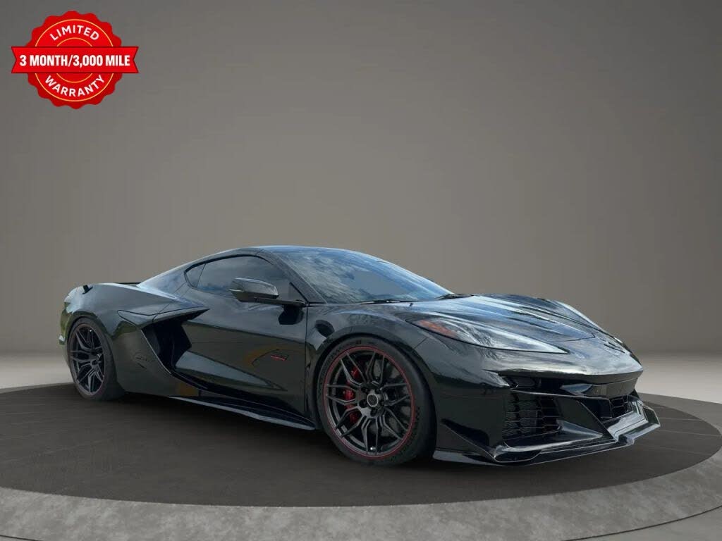 2023 Chevrolet Corvette Z06 3LZ Coupe RWD photo 3