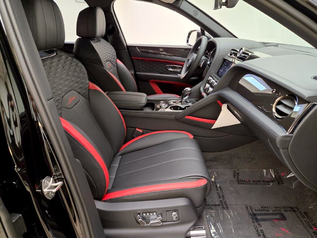 2027 Bentley Bentayga Speed V8 AWD photo 2