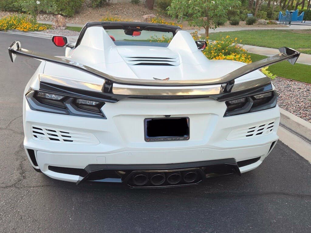 2025 Chevrolet Corvette Z06 1LZ Convertible RWD photo 4