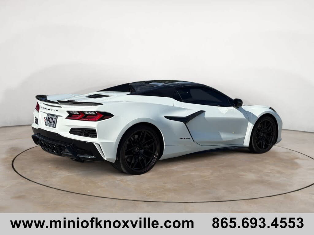 2025 Chevrolet Corvette Z06 3LZ Convertible RWD photo 3