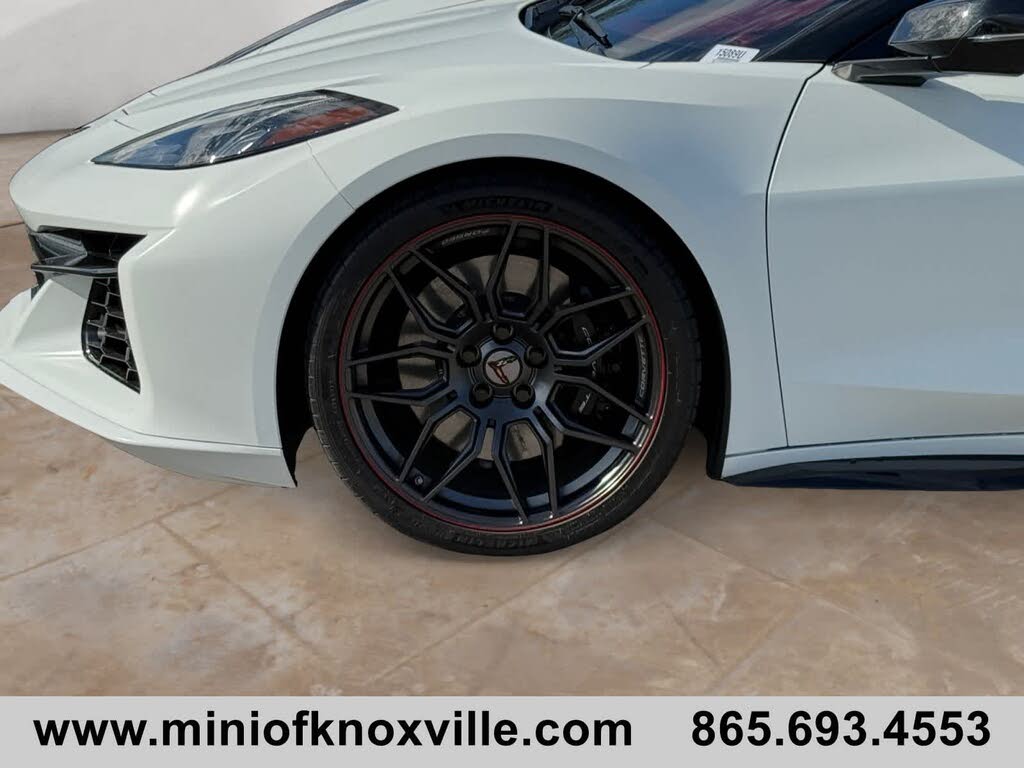 2025 Chevrolet Corvette Z06 3LZ Convertible RWD photo 9
