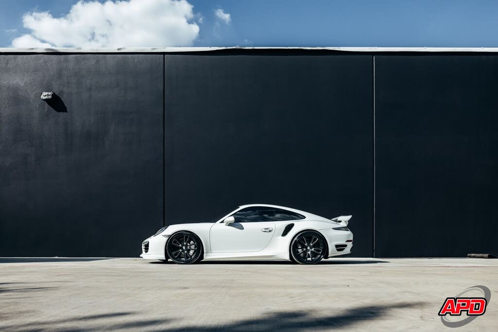 2015 Porsche 911 Turbo Coupe AWD photo 12 of 24