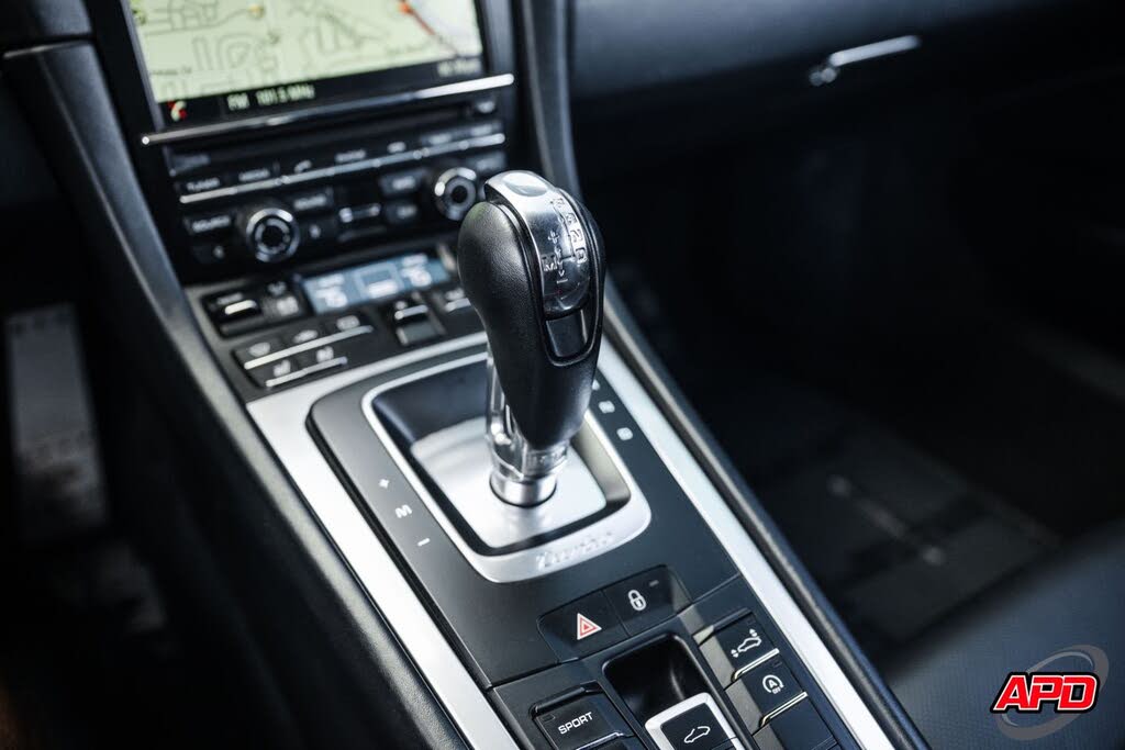 2015 Porsche 911 Turbo Coupe AWD photo 13 of 24