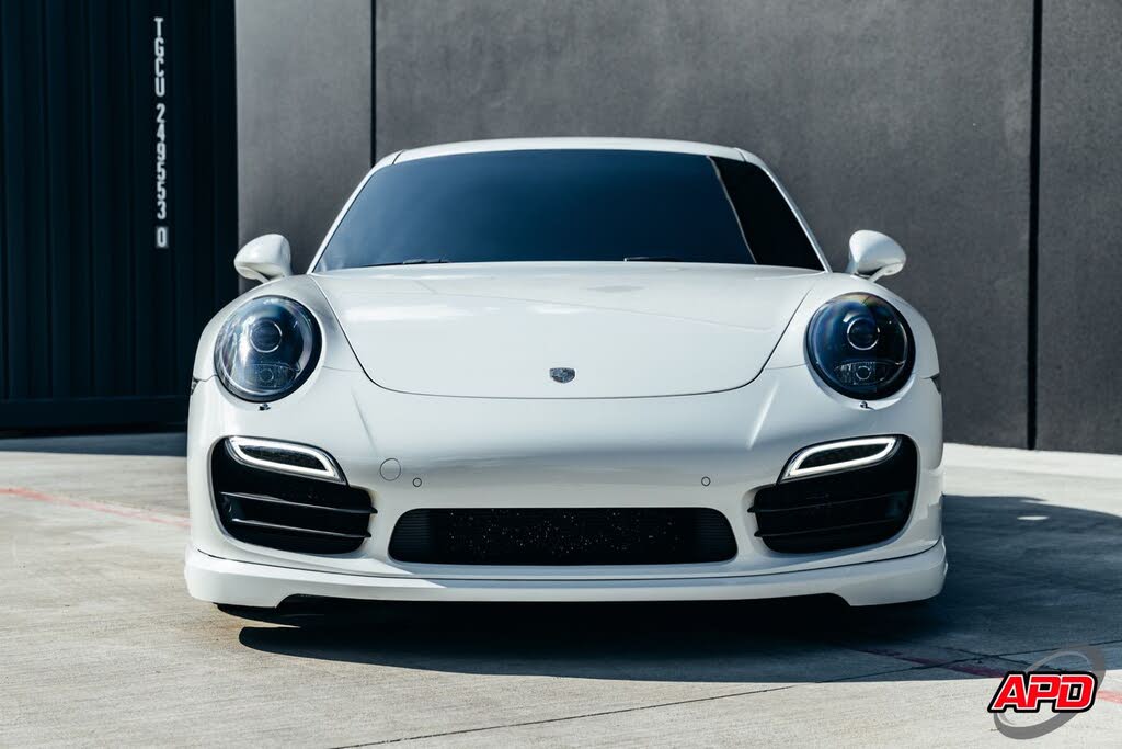 2015 Porsche 911 Turbo Coupe AWD photo 15 of 24