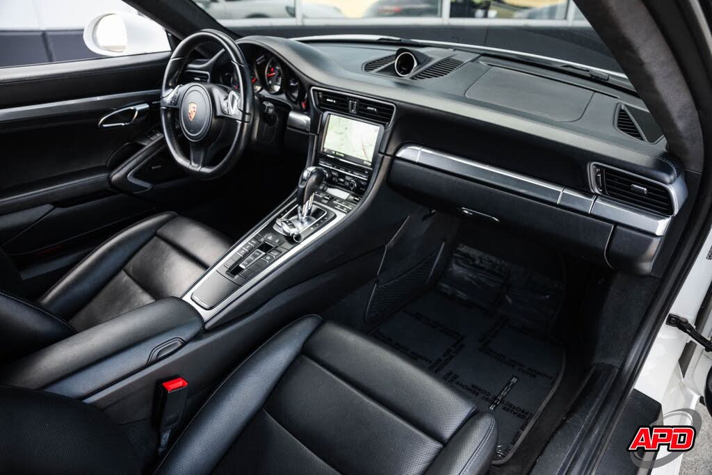 2015 Porsche 911 Turbo Coupe AWD photo 24 of 24