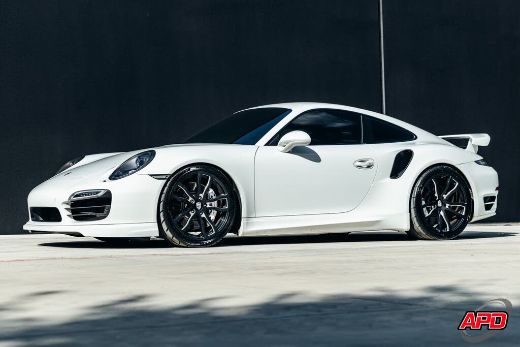 2015 Porsche 911 Turbo Coupe AWD photo 6 of 24
