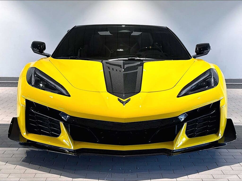 2025 Chevrolet Corvette Z06 3LZ Convertible RWD photo 11