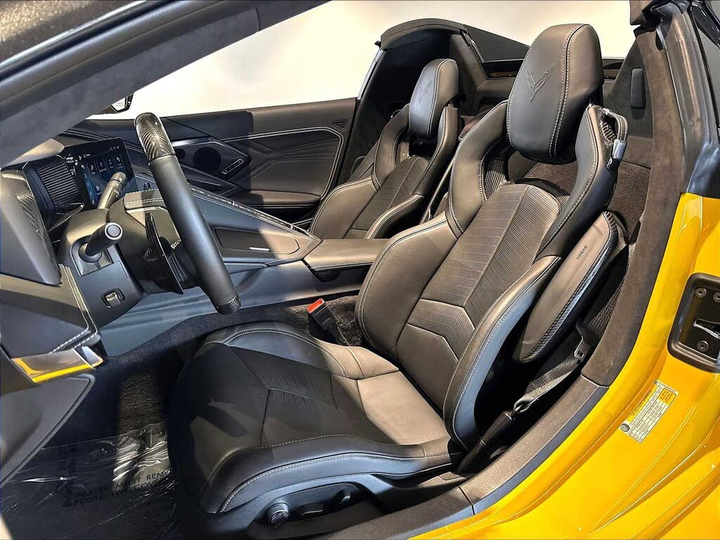 2025 Chevrolet Corvette Z06 3LZ Convertible RWD photo 6