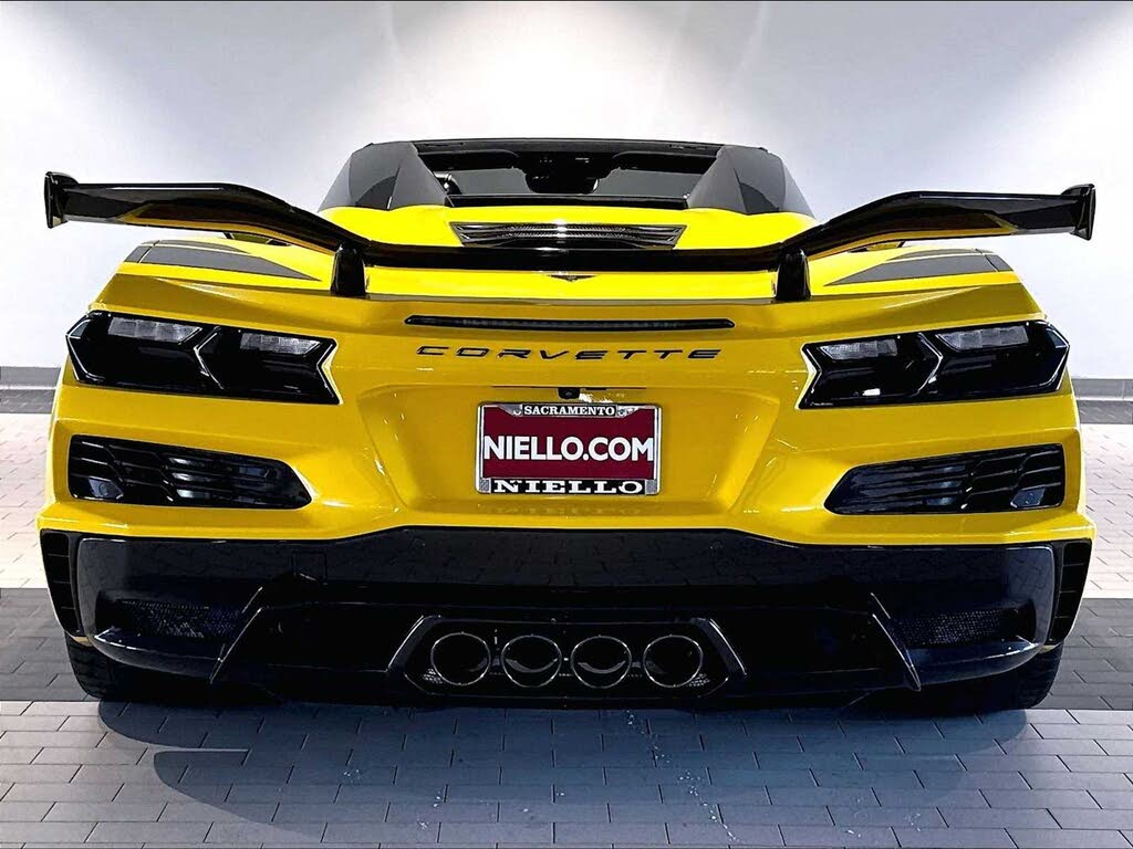 2025 Chevrolet Corvette Z06 3LZ Convertible RWD photo 7