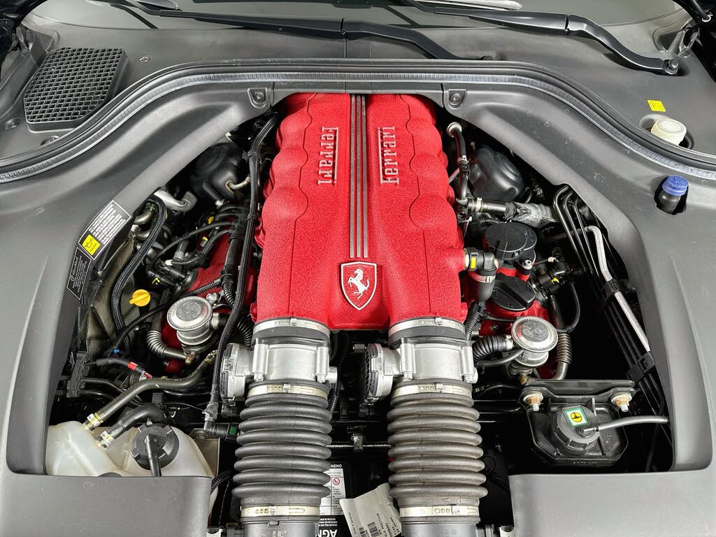 2014 Ferrari California Roadster photo 14