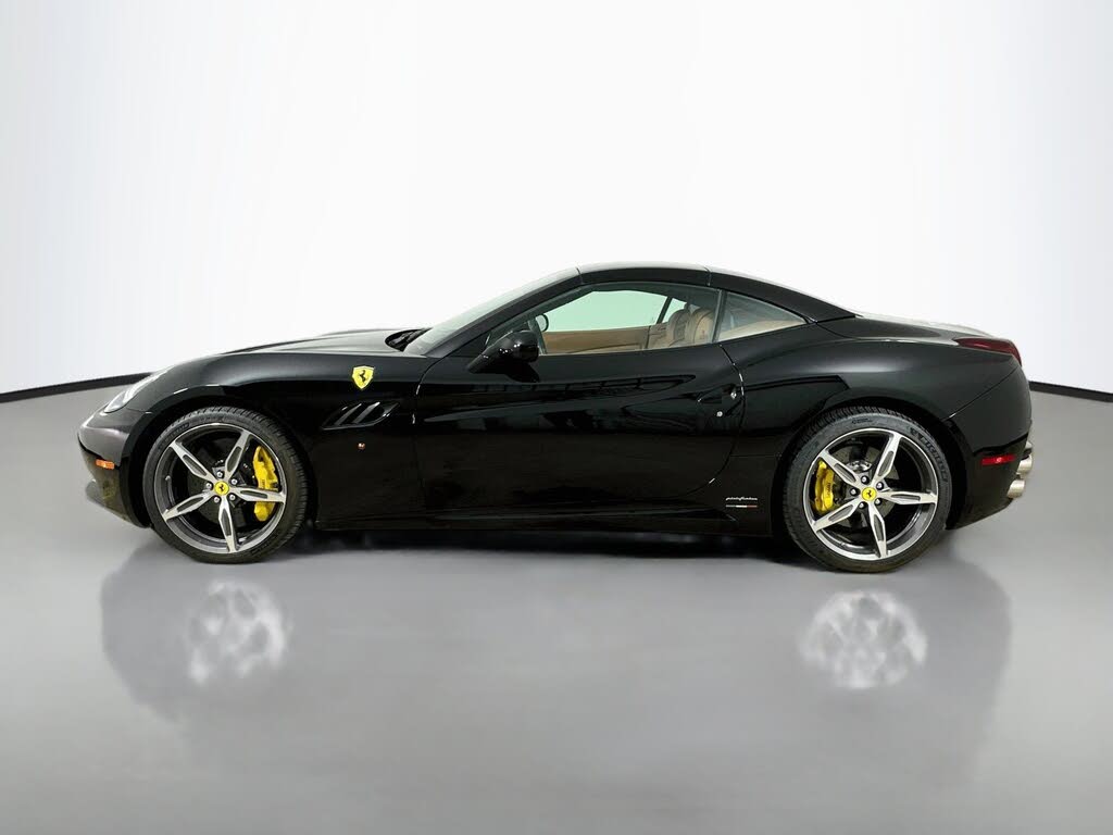 2014 Ferrari California Roadster photo 8