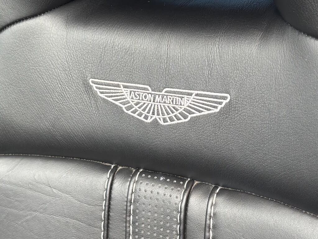 2019 Aston Martin Vantage RWD photo 13