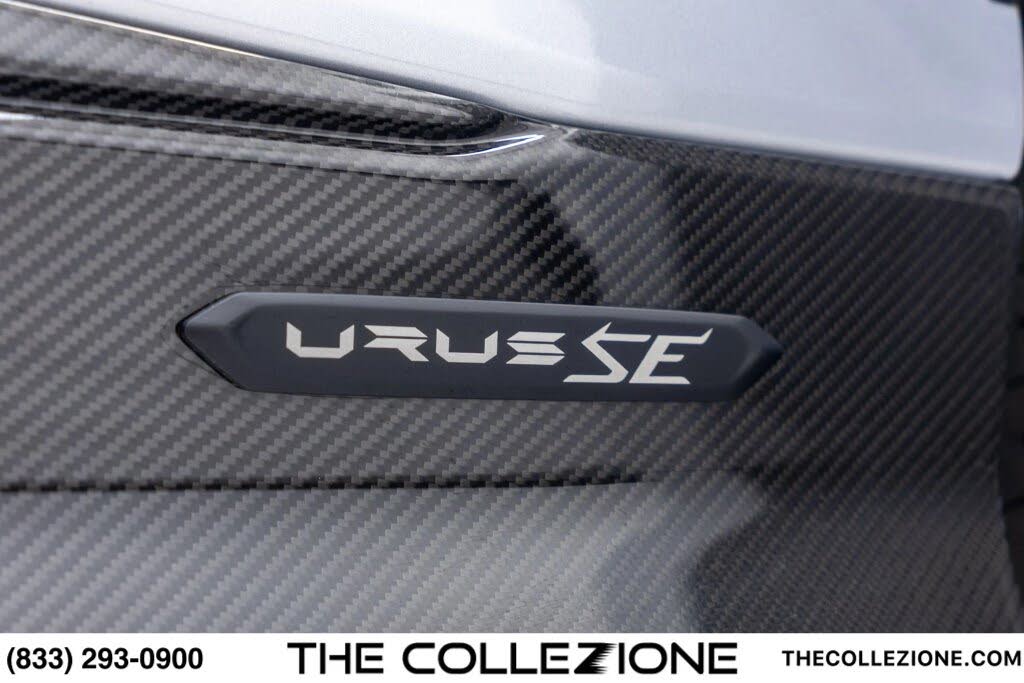2026 Lamborghini Urus SE AWD photo 19