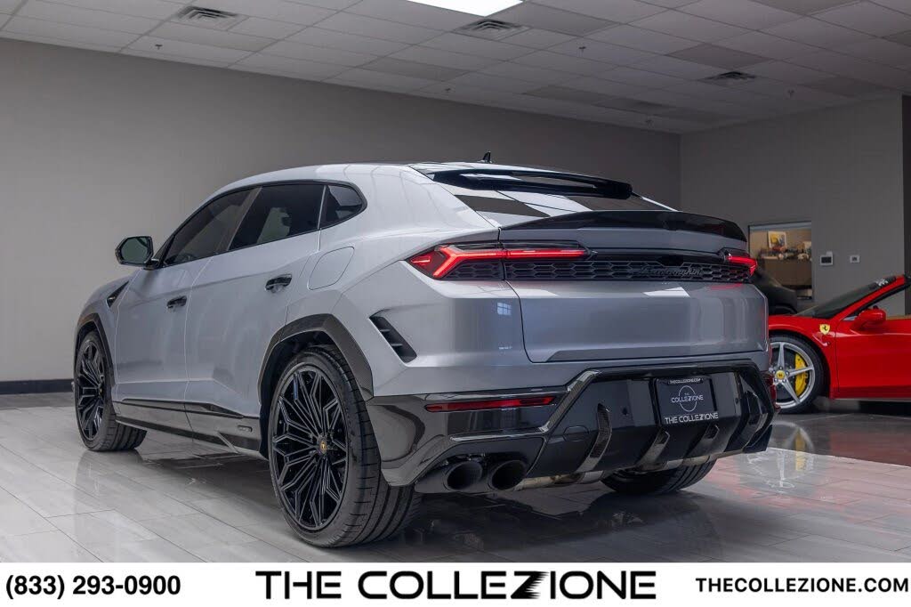 2026 Lamborghini Urus SE AWD photo 23