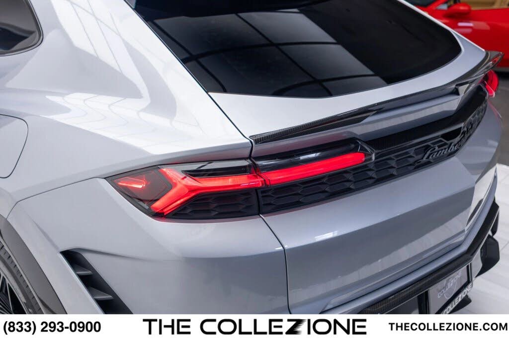 2026 Lamborghini Urus SE AWD photo 24