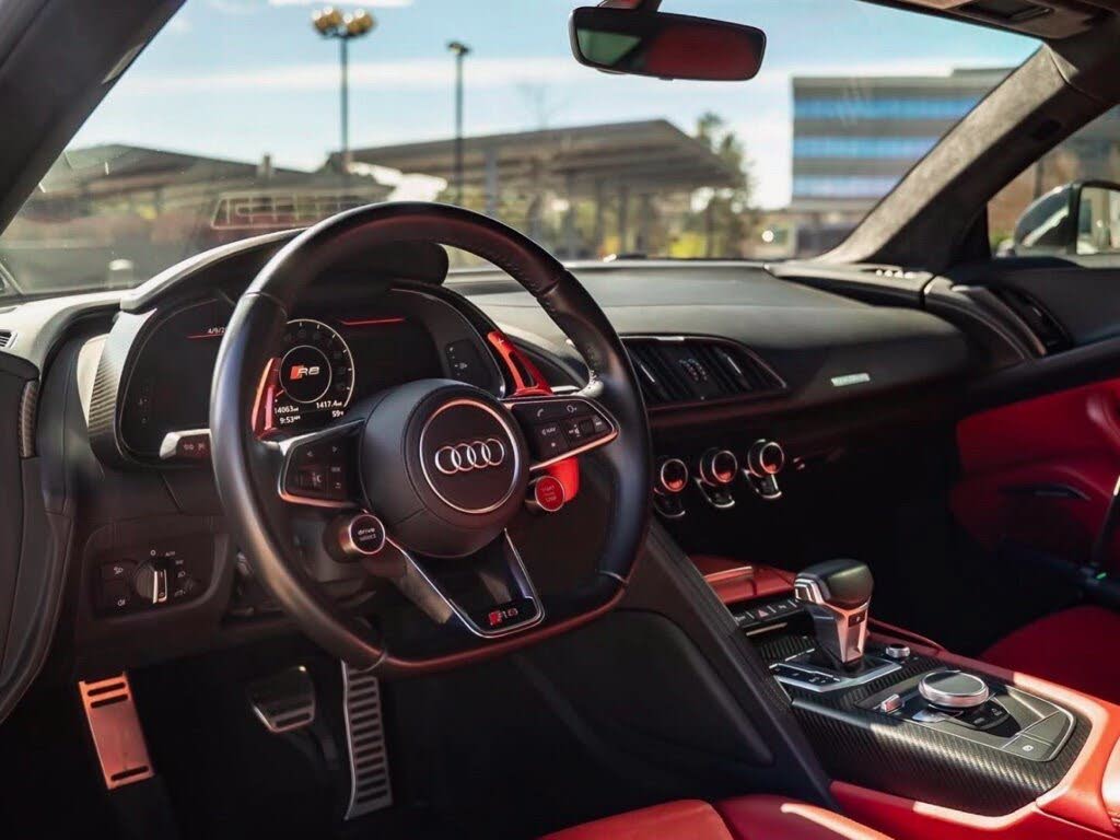 2017 Audi R8 quattro V10 Coupe AWD photo 12 of 14