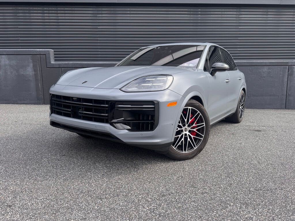 2025 Porsche Cayenne Turbo GT AWD