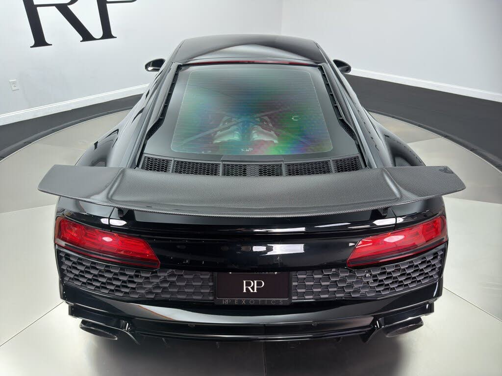 2022 Audi R8 V10 Performance Coupe RWD photo 11 of 22
