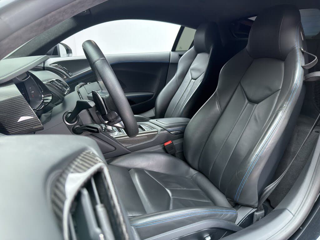 2022 Audi R8 V10 Performance Coupe RWD photo 15 of 22