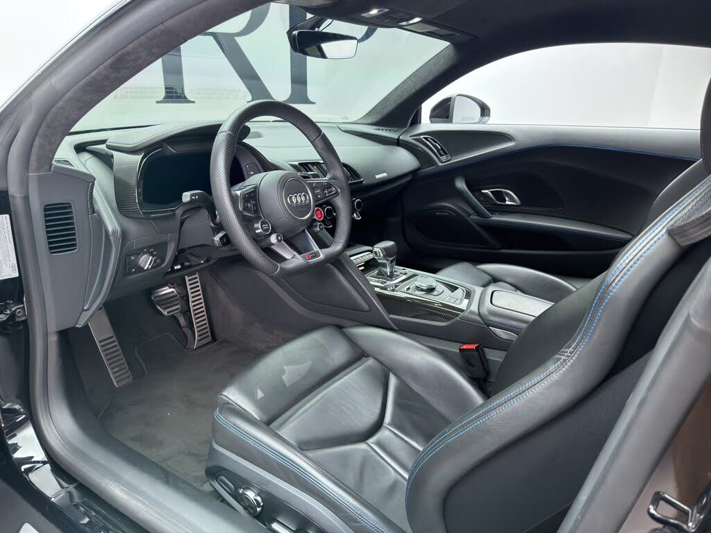 2022 Audi R8 V10 Performance Coupe RWD photo 16 of 22