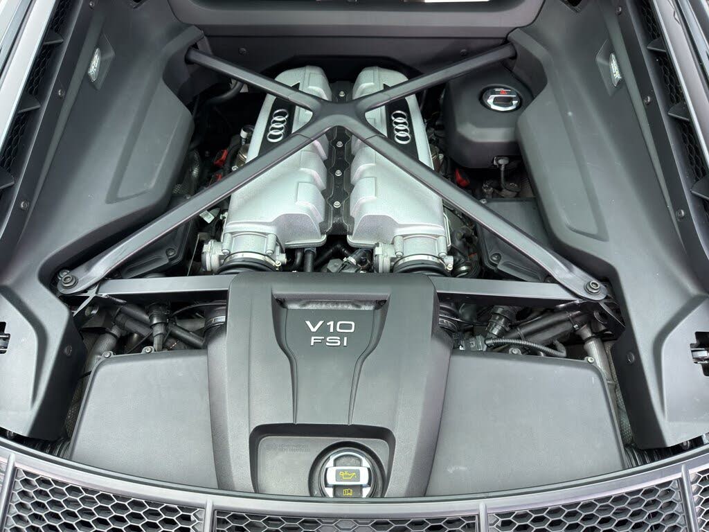 2022 Audi R8 V10 Performance Coupe RWD photo 19 of 22
