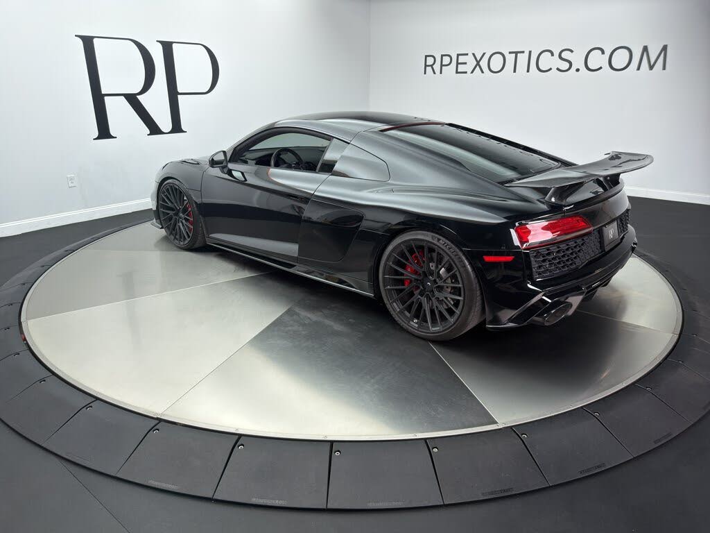 2022 Audi R8 V10 Performance Coupe RWD photo 4 of 22