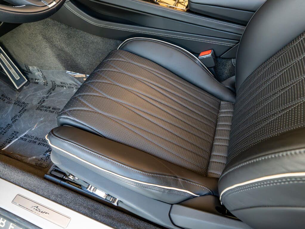 2024 Bentley Continental GTC V8 AWD photo 12