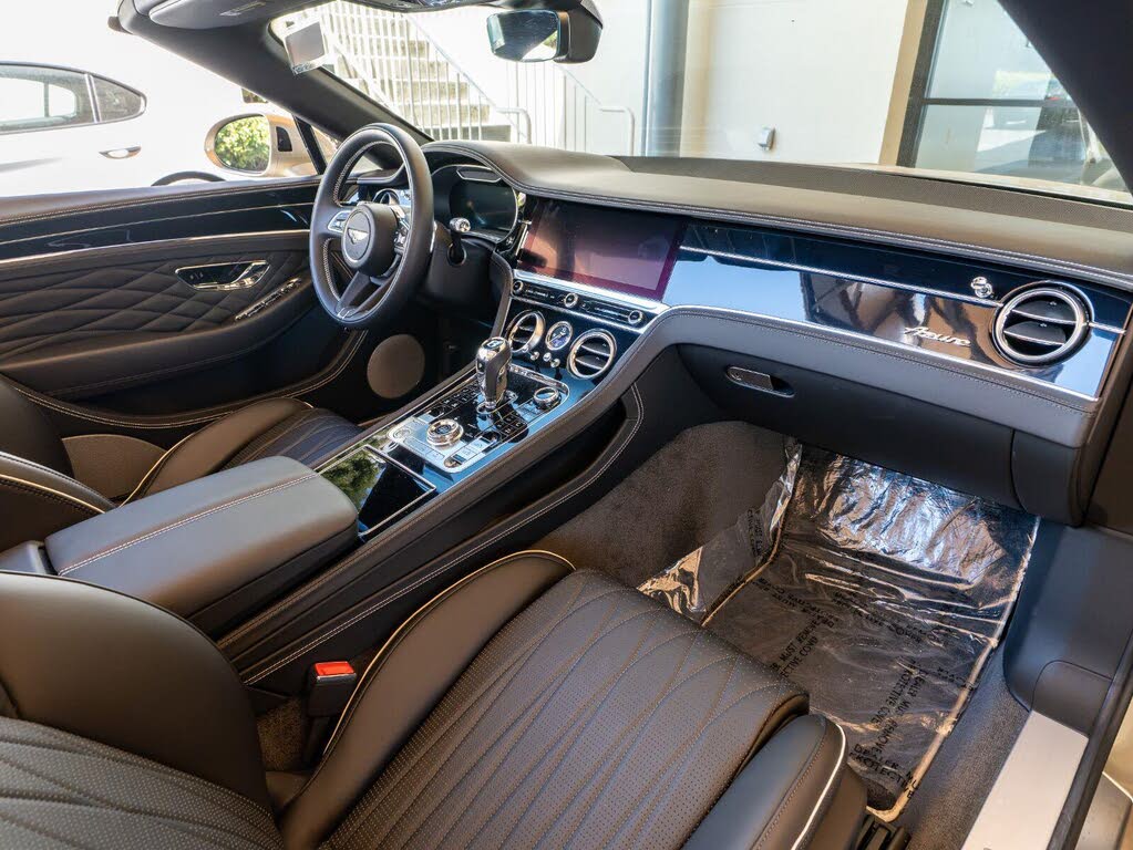 2024 Bentley Continental GTC V8 AWD photo 19