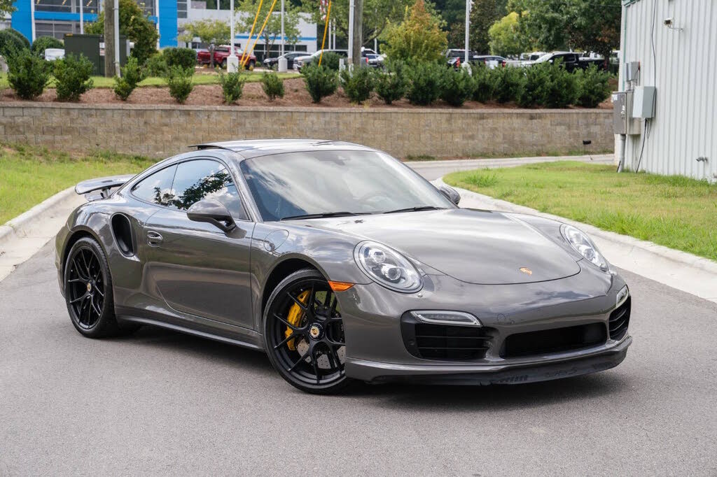 2016 Porsche 911 Turbo S Coupe AWD photo 3 of 24