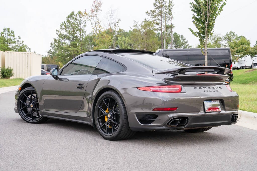 2016 Porsche 911 Turbo S Coupe AWD photo 10 of 24